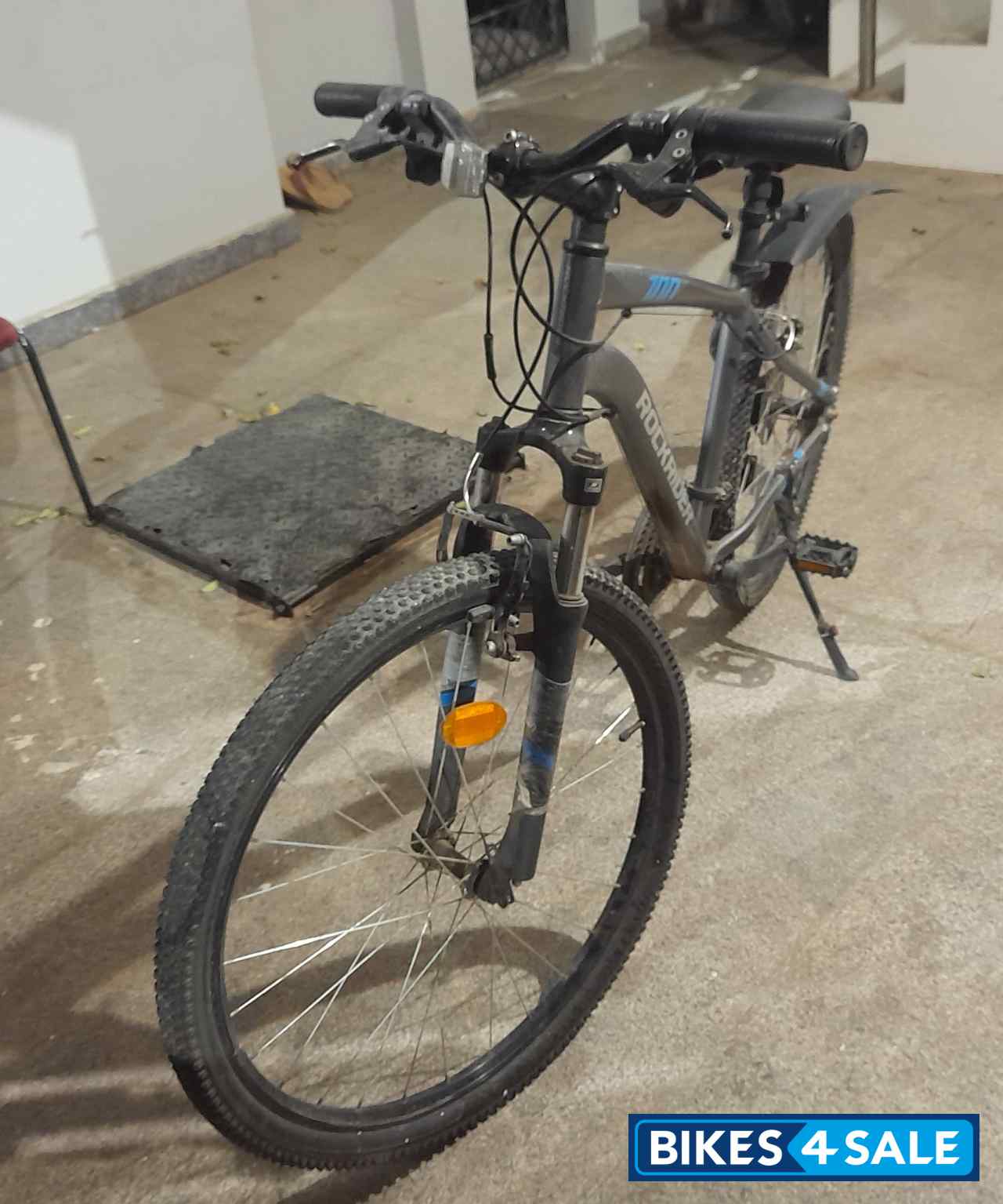 Grey Bicycle Decathlon