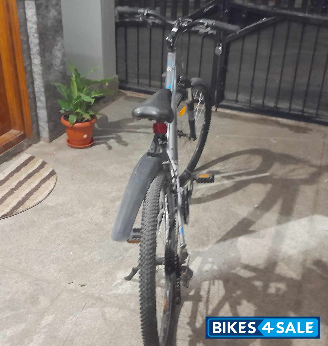 Grey Bicycle Decathlon