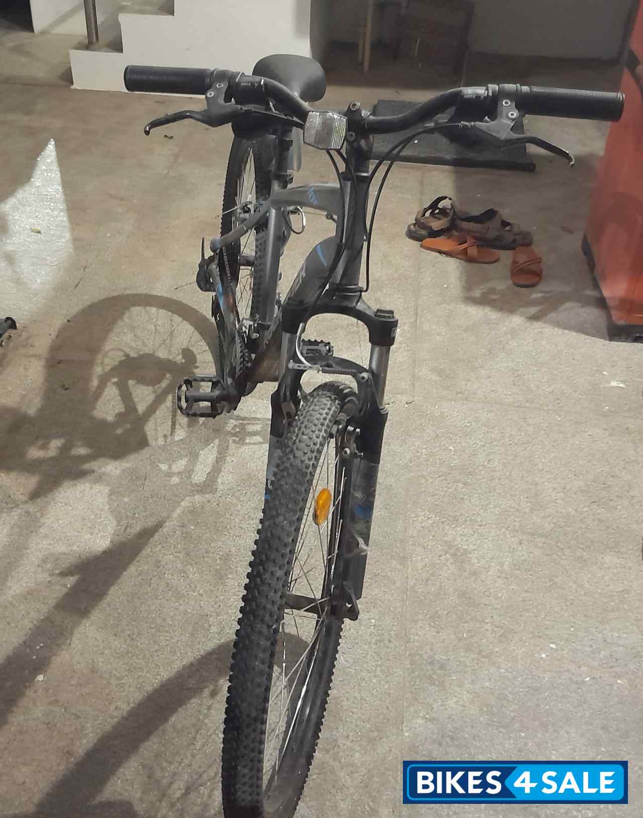 Grey Bicycle Decathlon