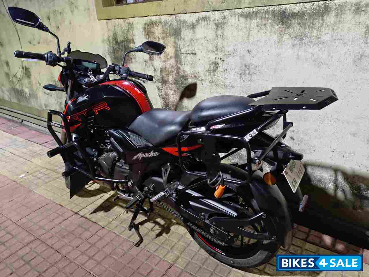 TVS Apache RTR 200 4V ABS