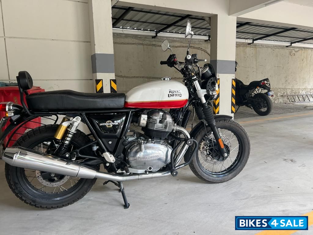 Royal Enfield Interceptor 650 Twin