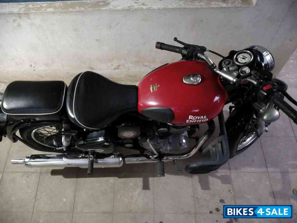 Red Royal Enfield Classic 350 Redditch Red