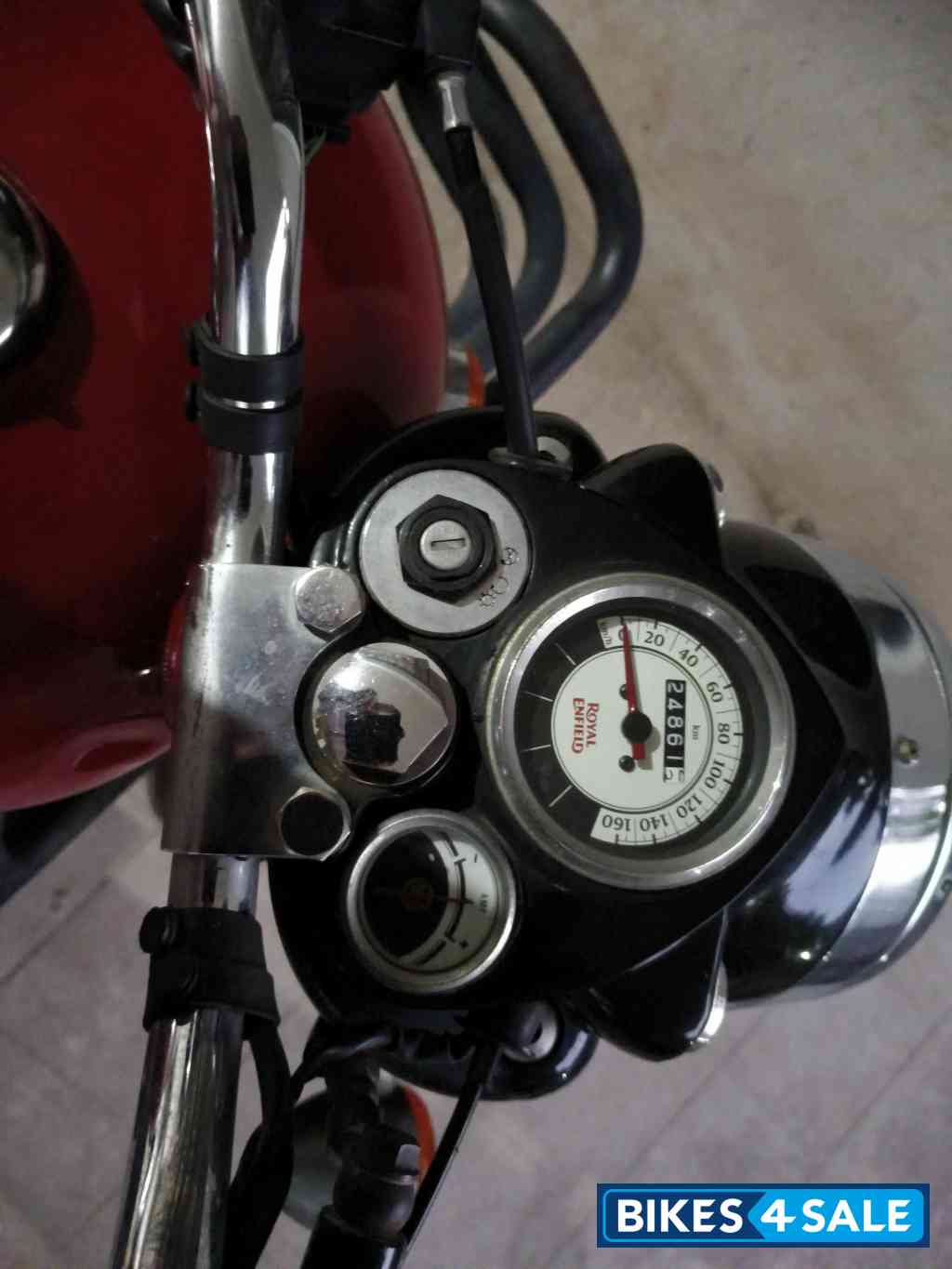 Red Royal Enfield Classic 350 Redditch Red