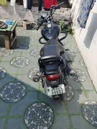 Bajaj Avenger 180 DTS-i