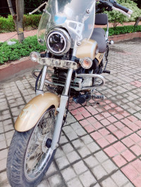 Bajaj Avenger Cruise 220