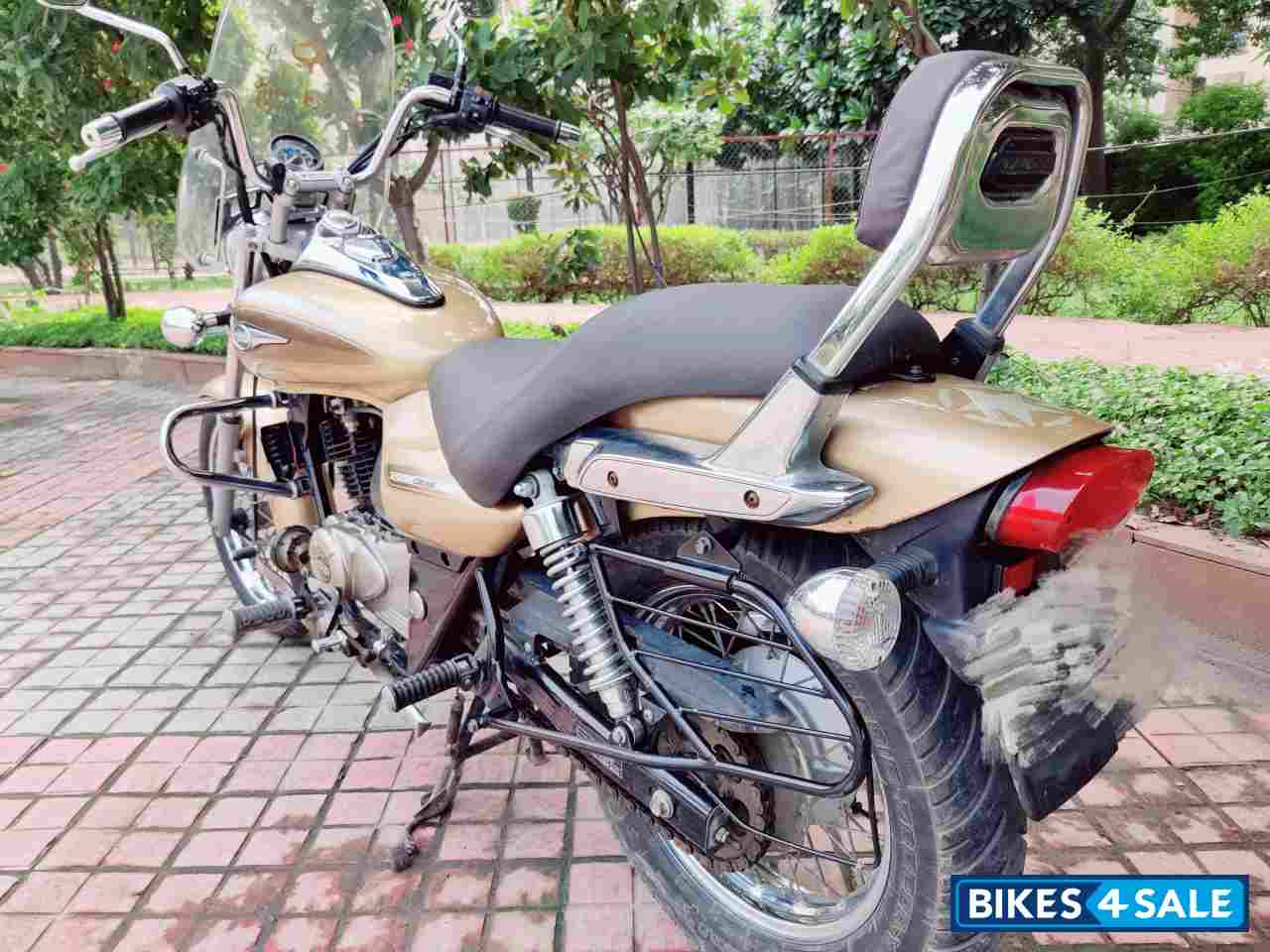 Bajaj Avenger Cruise 220