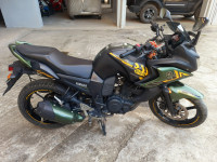 Battle Green Yamaha Fazer