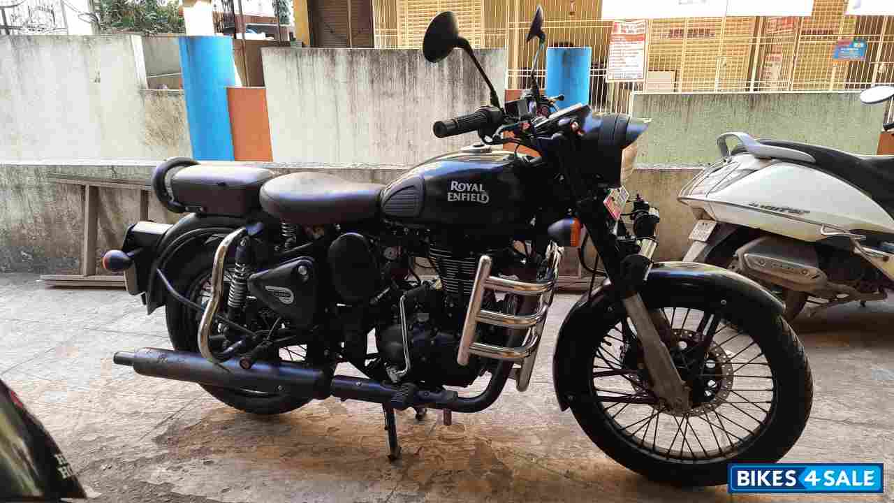 Royal Enfield Classic 500
