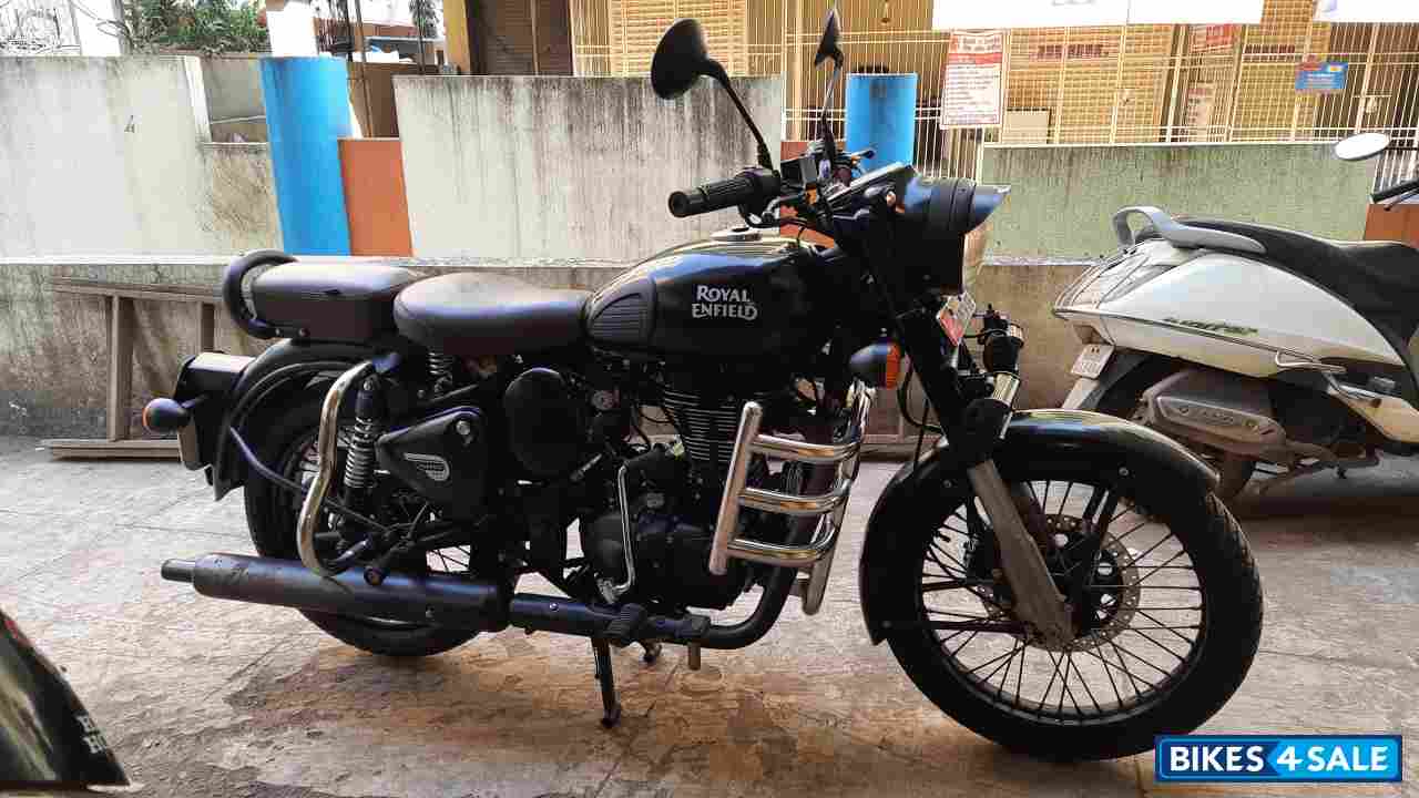 Royal Enfield Classic 500