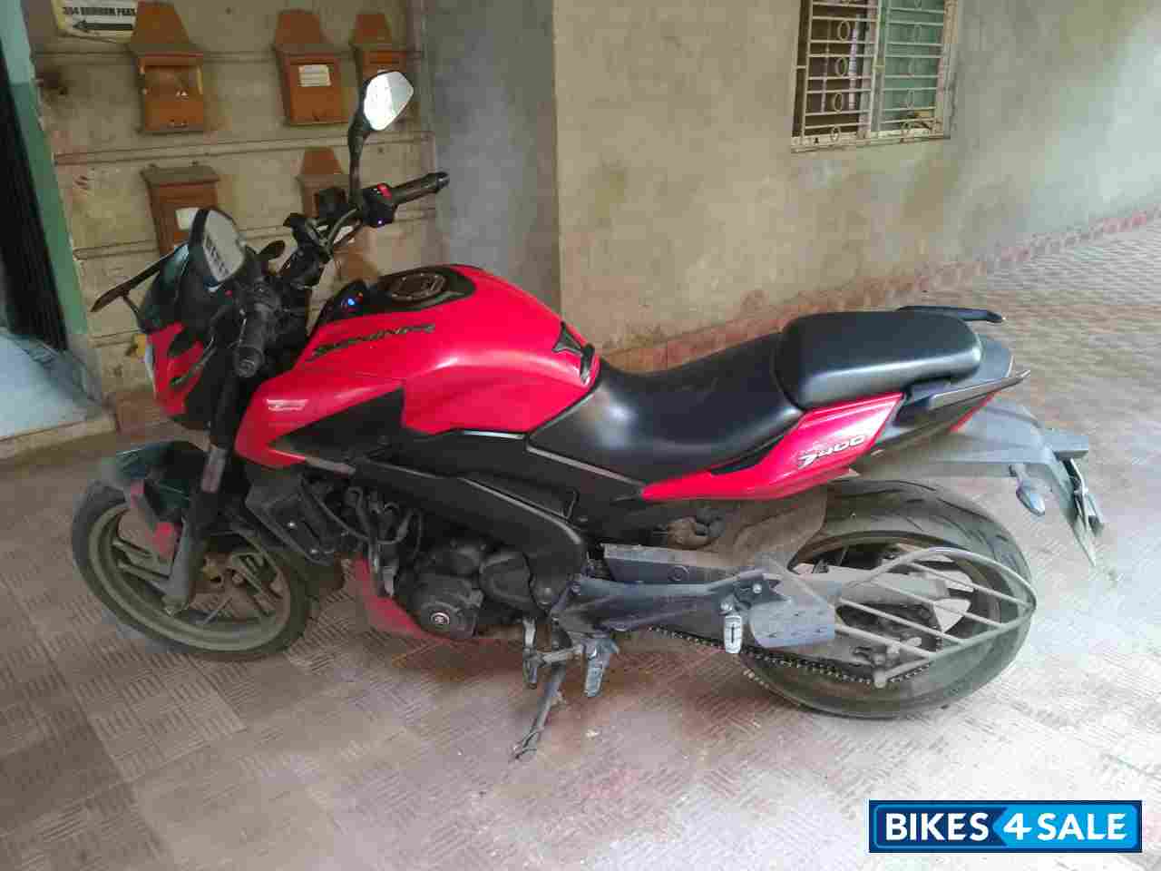 Red Black Golden Rim Bajaj Dominar 400 ABS BS6