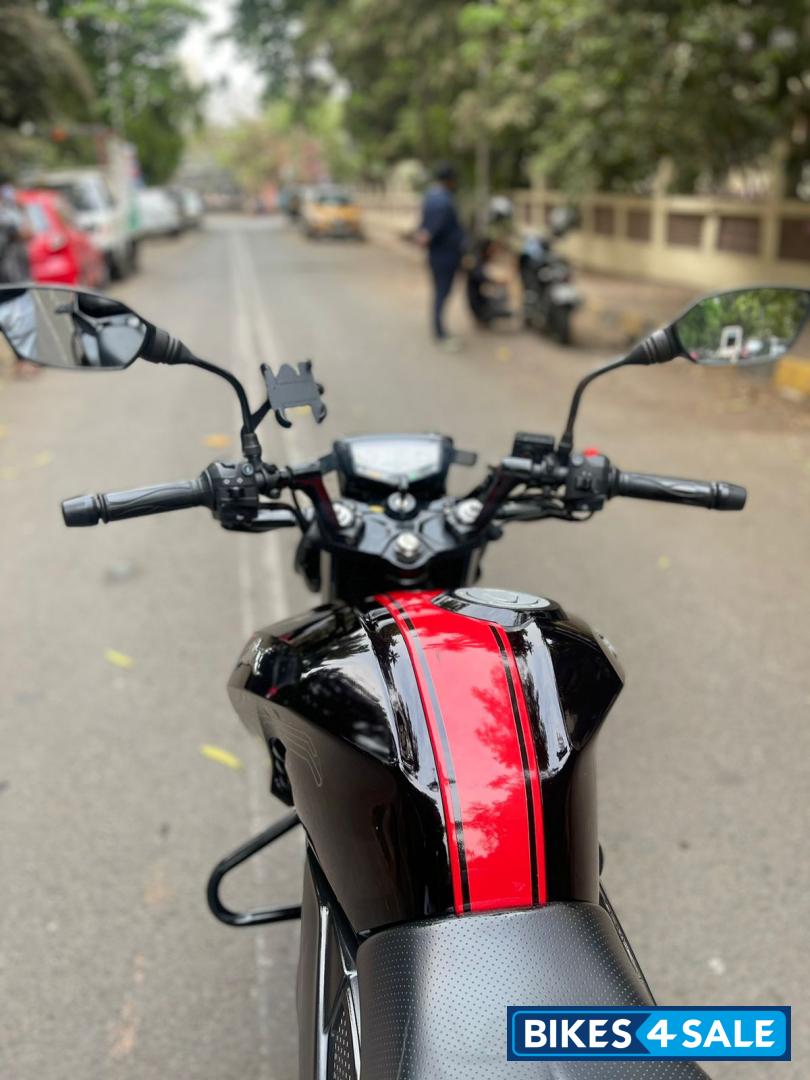 TVS Apache RTR 200 4V 2022