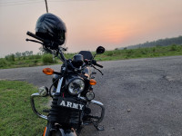 Glossy Black Harley Davidson Street 750