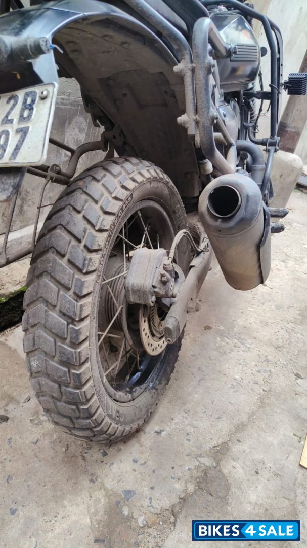 Yezdi Adventure Matte