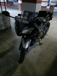 Silver Black Yamaha YZF R15 V2