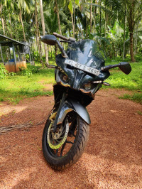 Bajaj Pulsar RS 200