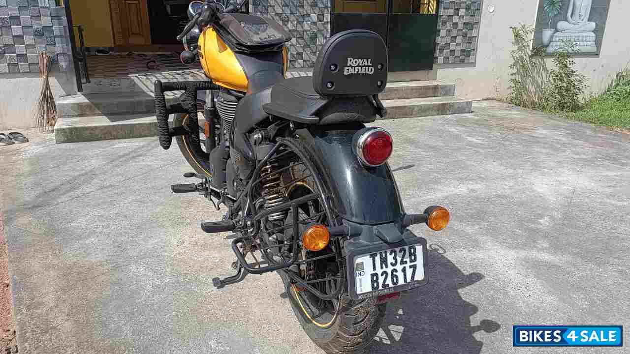 Royal Enfield Meteor 350 Fireball