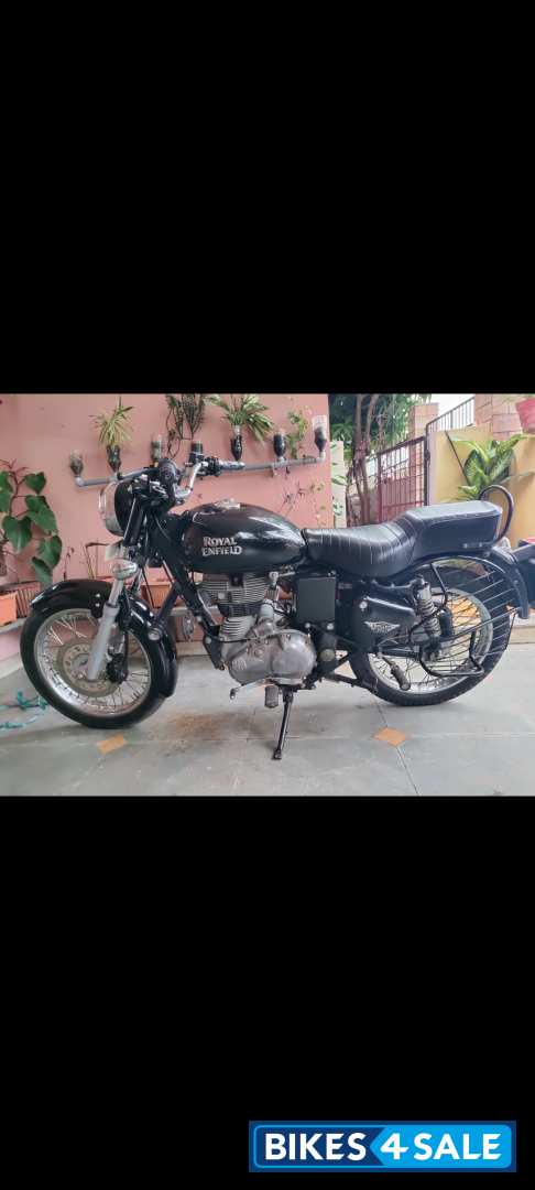 Black Royal Enfield Bullet Electra