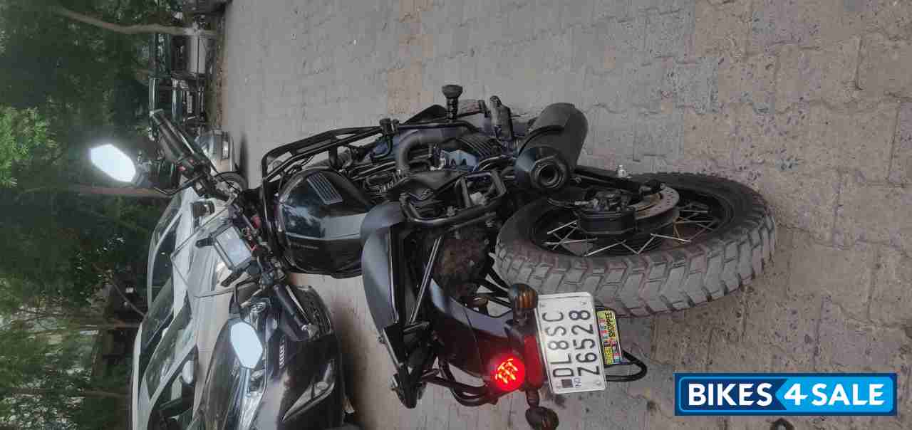 Black Yezdi Adventure Matte