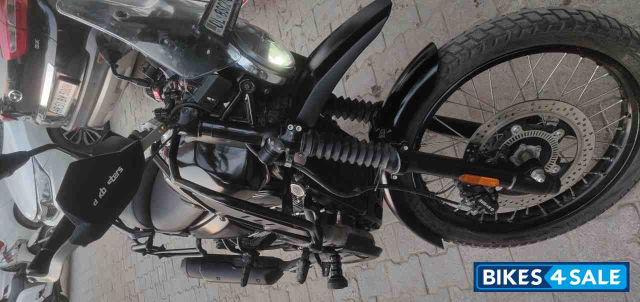 Black Yezdi Adventure Matte