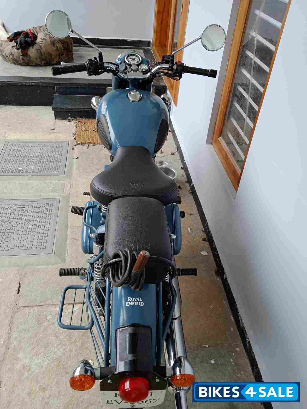 Royal Enfield Classic 500