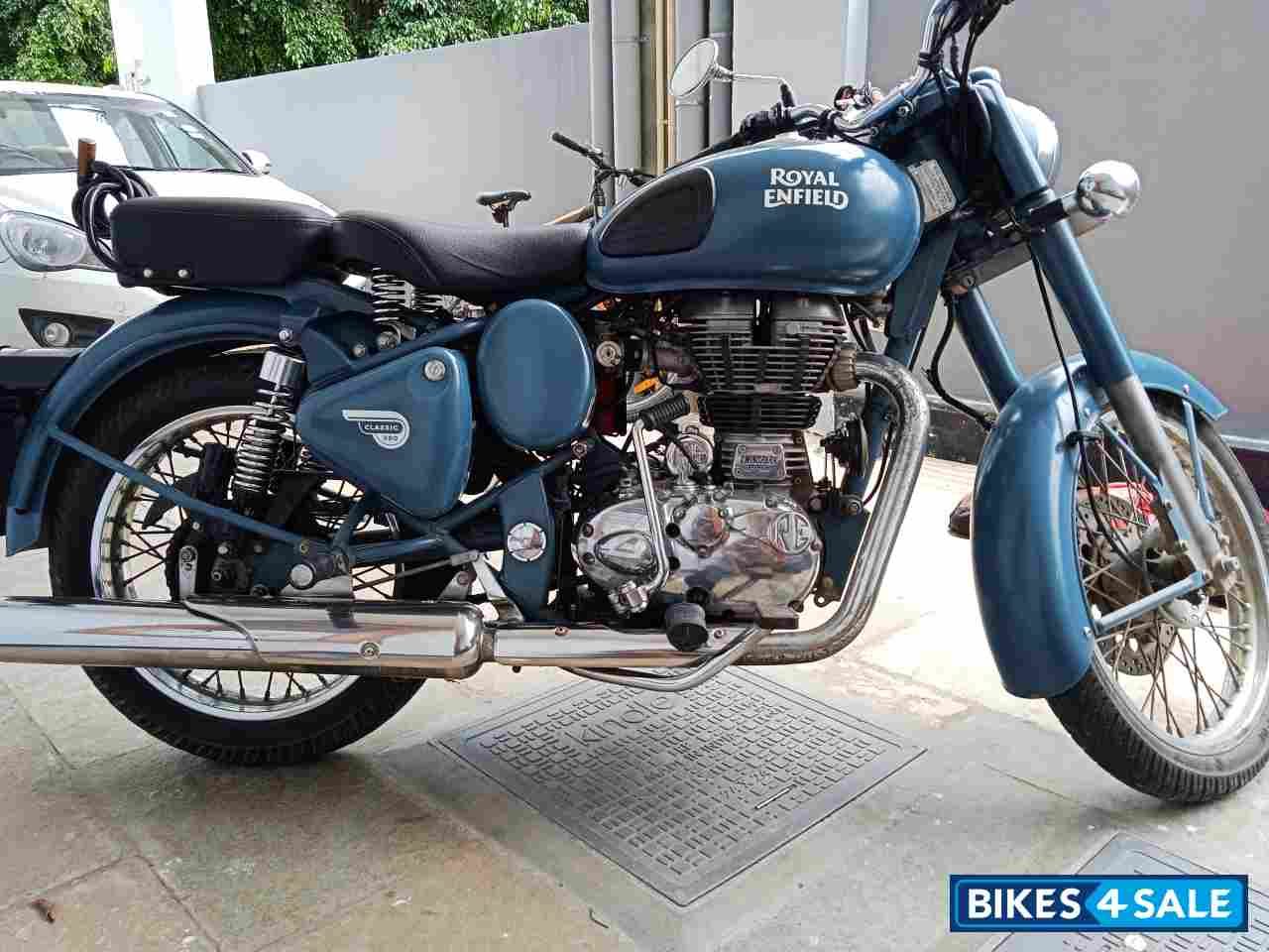 Royal Enfield Classic 500