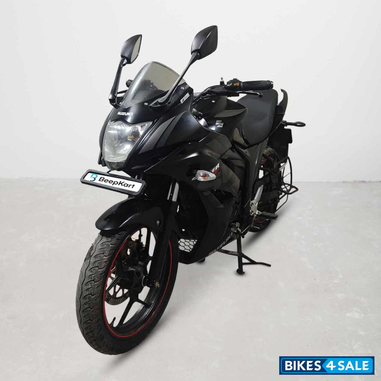 Suzuki Gixxer SF