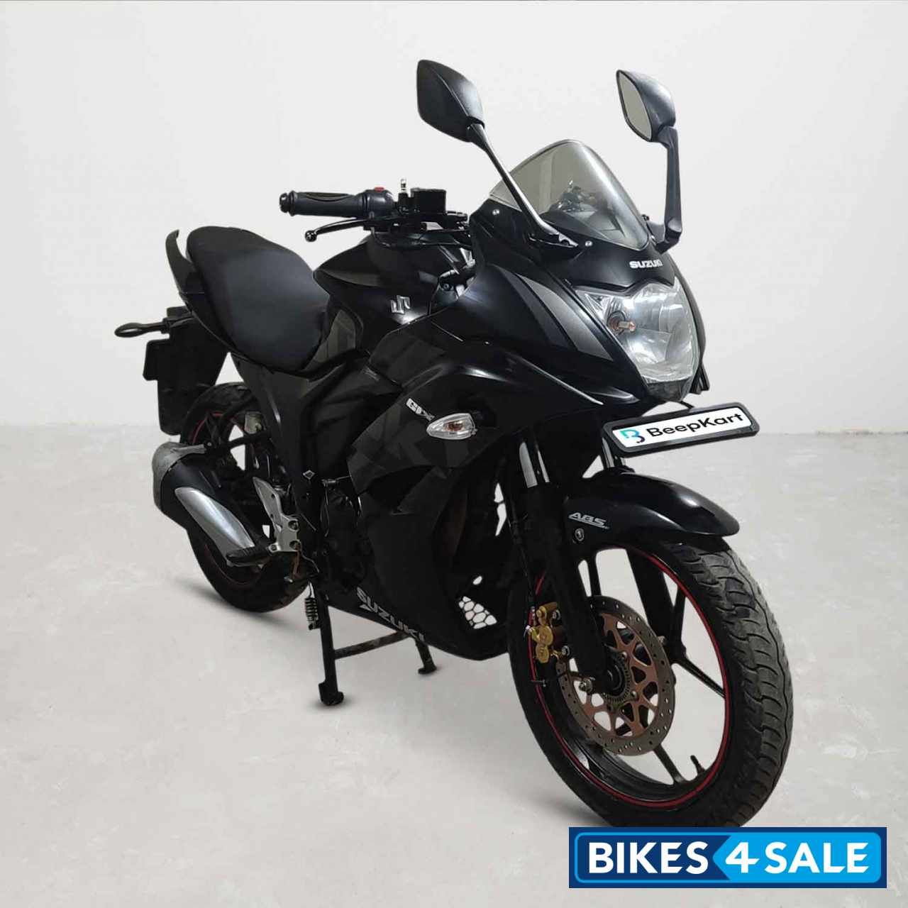 Suzuki Gixxer SF