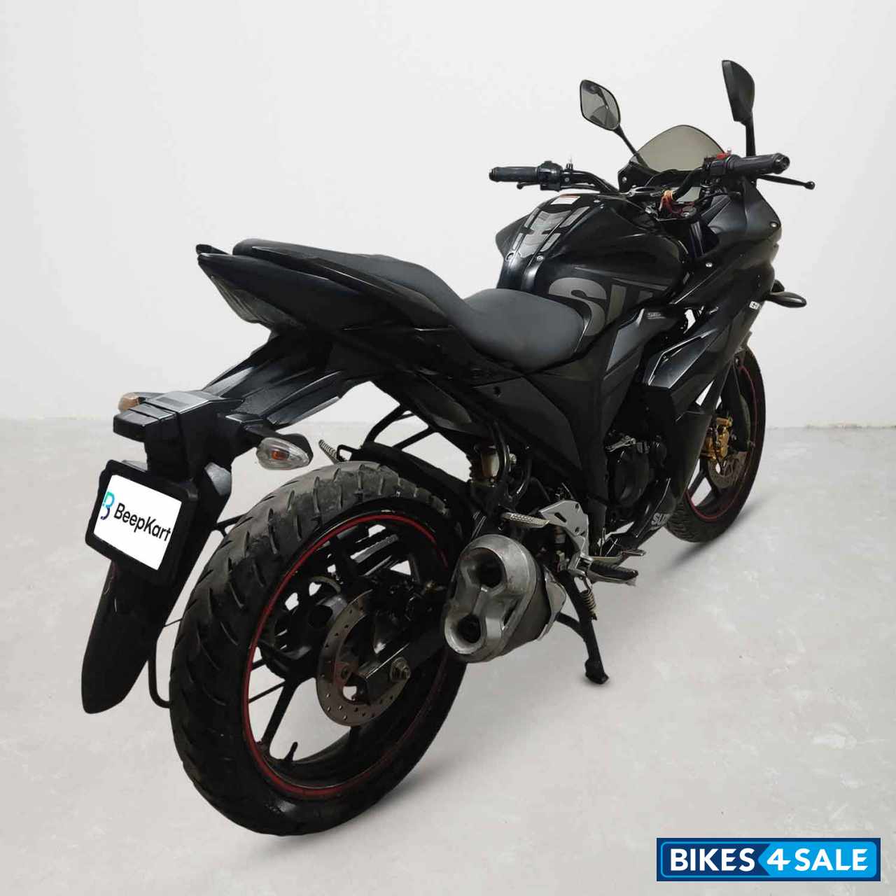 Suzuki Gixxer SF