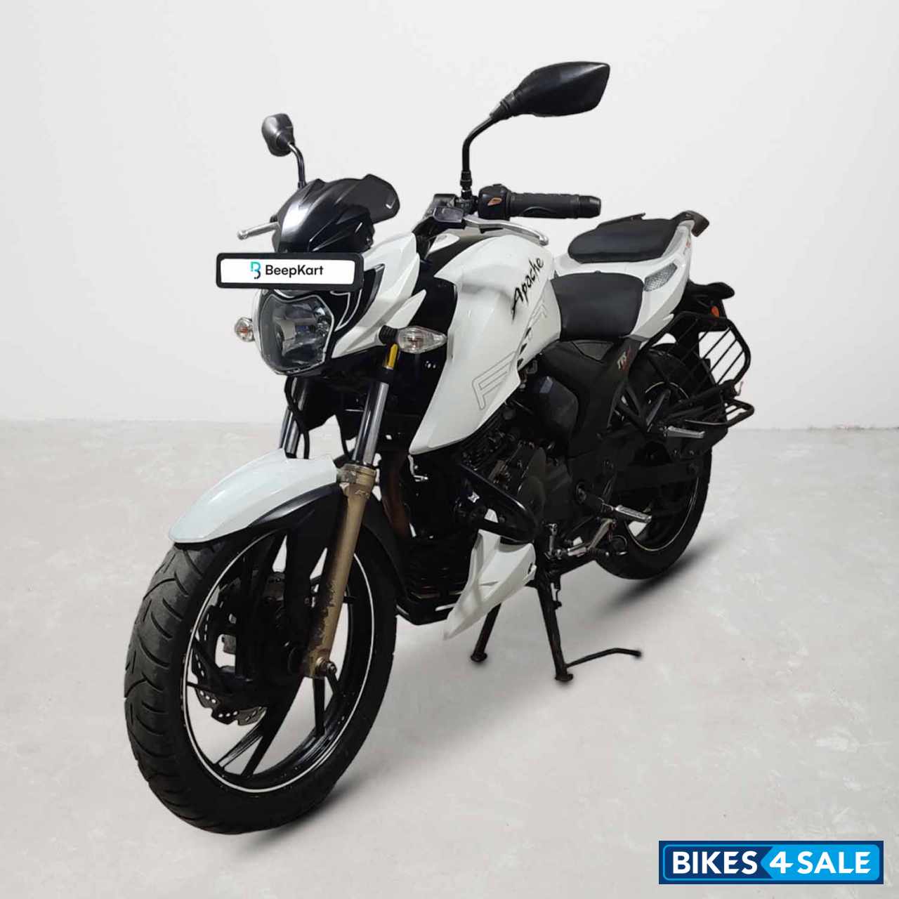 TVS Apache RTR 200 4V