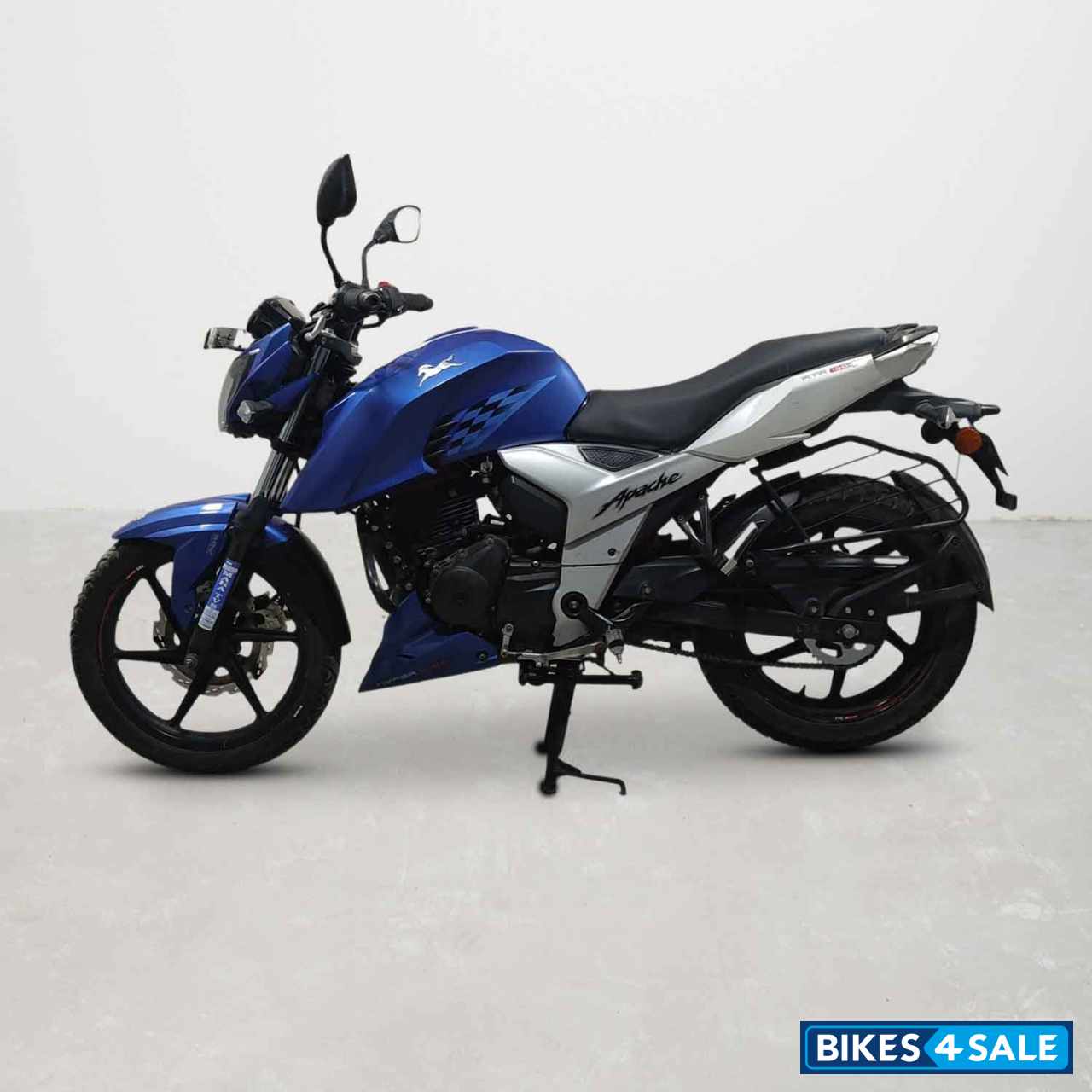 TVS Apache RTR 160 4V