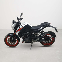 KTM Duke 200