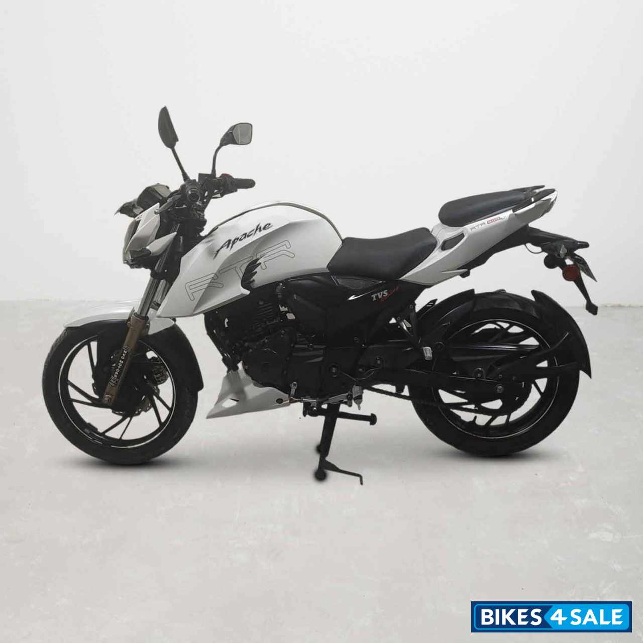 TVS Apache RTR 200 4V