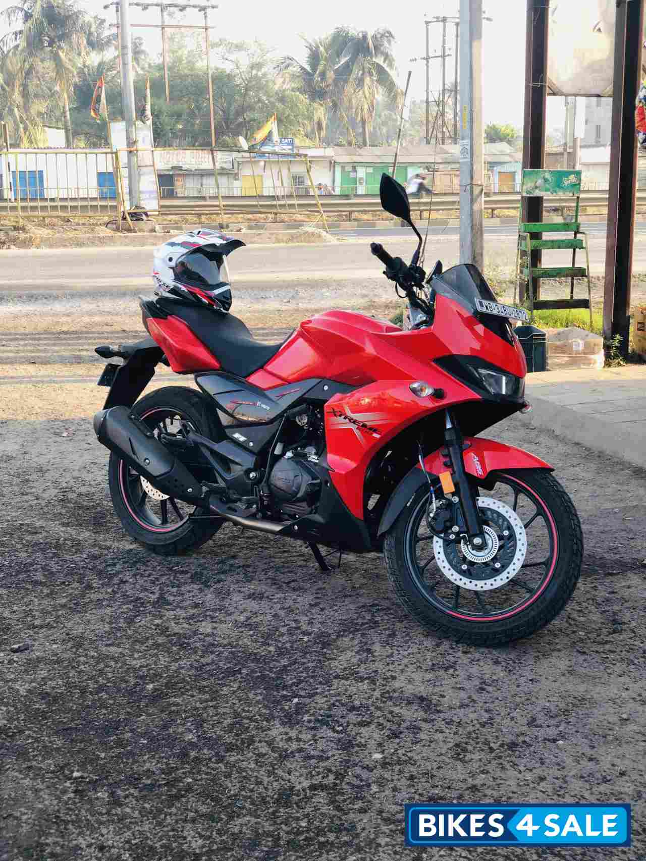 Hero Xtreme 200S BS6 Hero Xtreme 200S BS6
