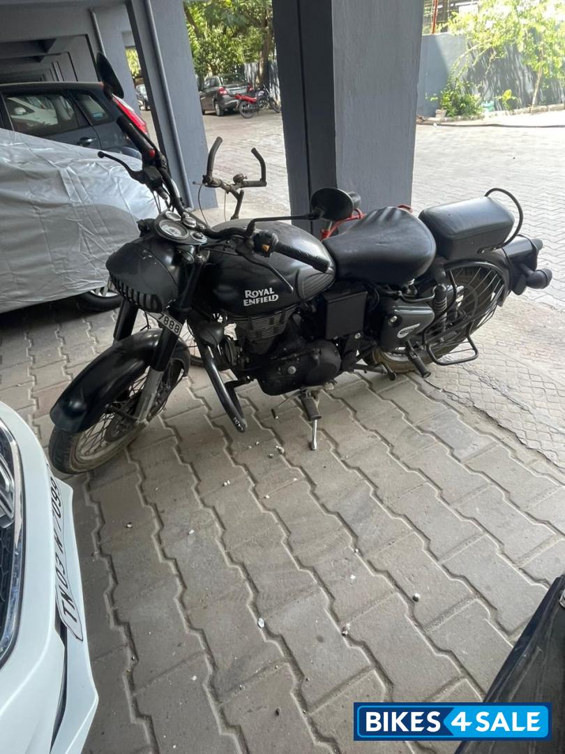 Royal Enfield Classic 500