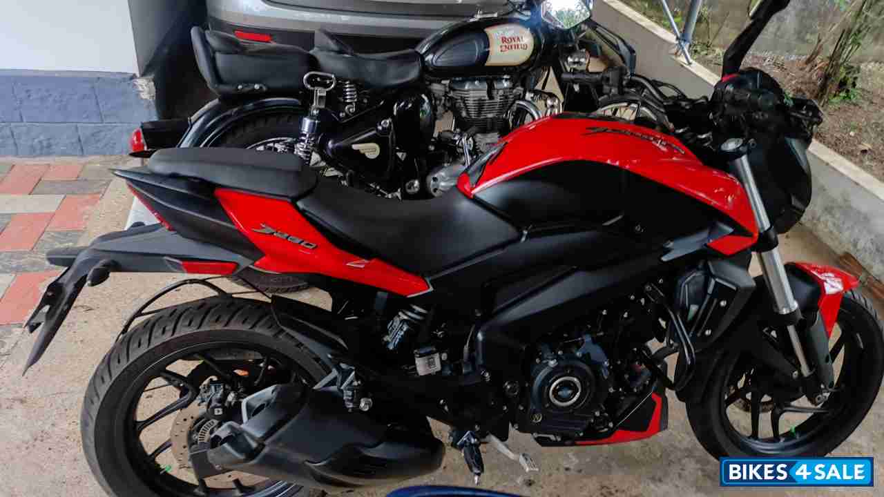 Bajaj Dominar 250