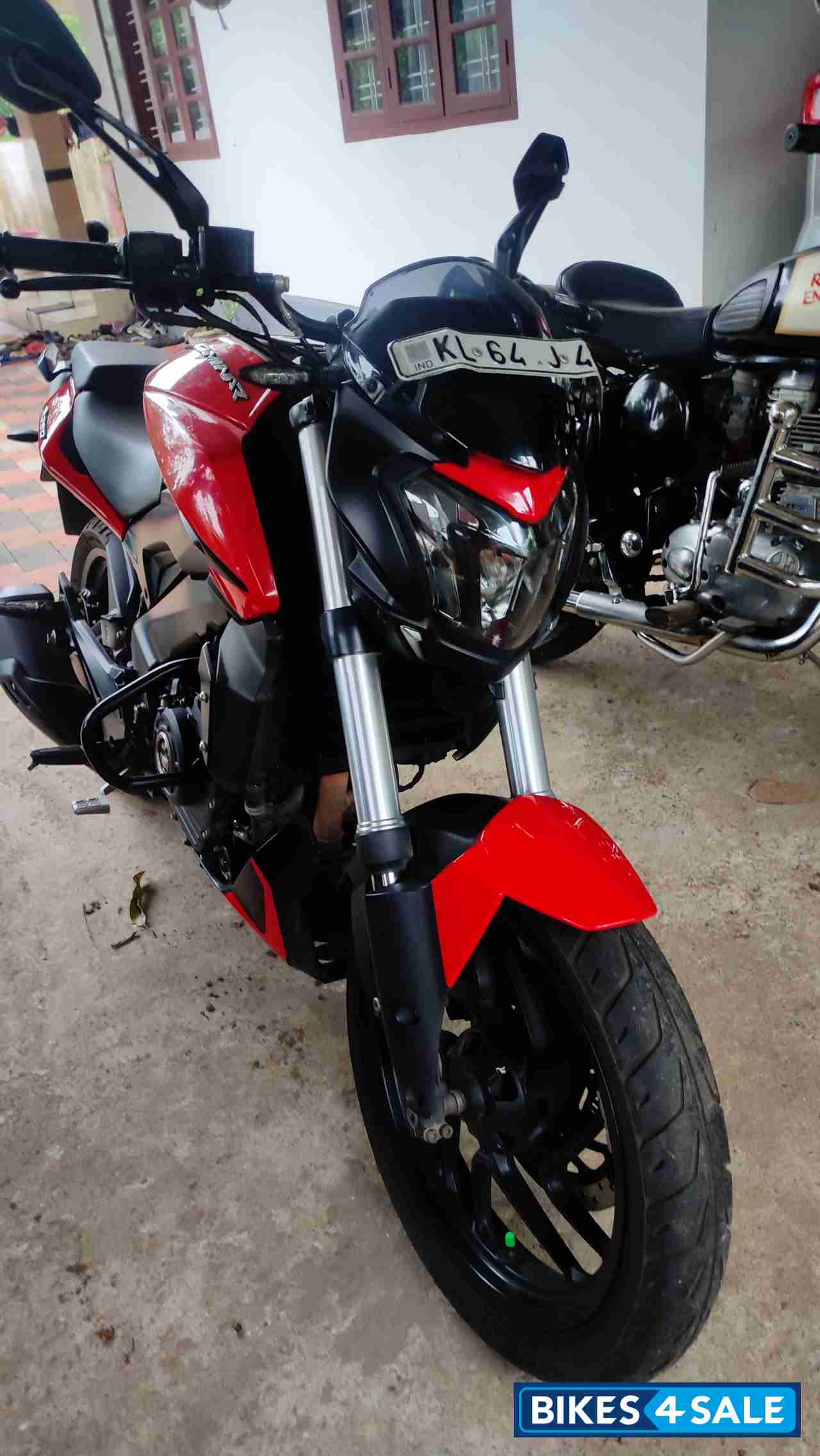 Bajaj Dominar 250