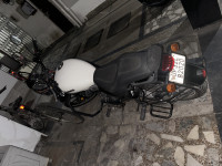 White Royal Enfield Thunderbird X 350