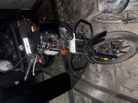 White Royal Enfield Thunderbird X 350