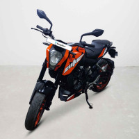 KTM Duke 125