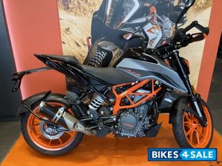 KTM Duke 390 BS6