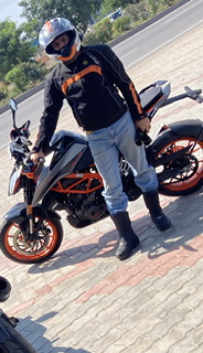 KTM Duke 390 BS6