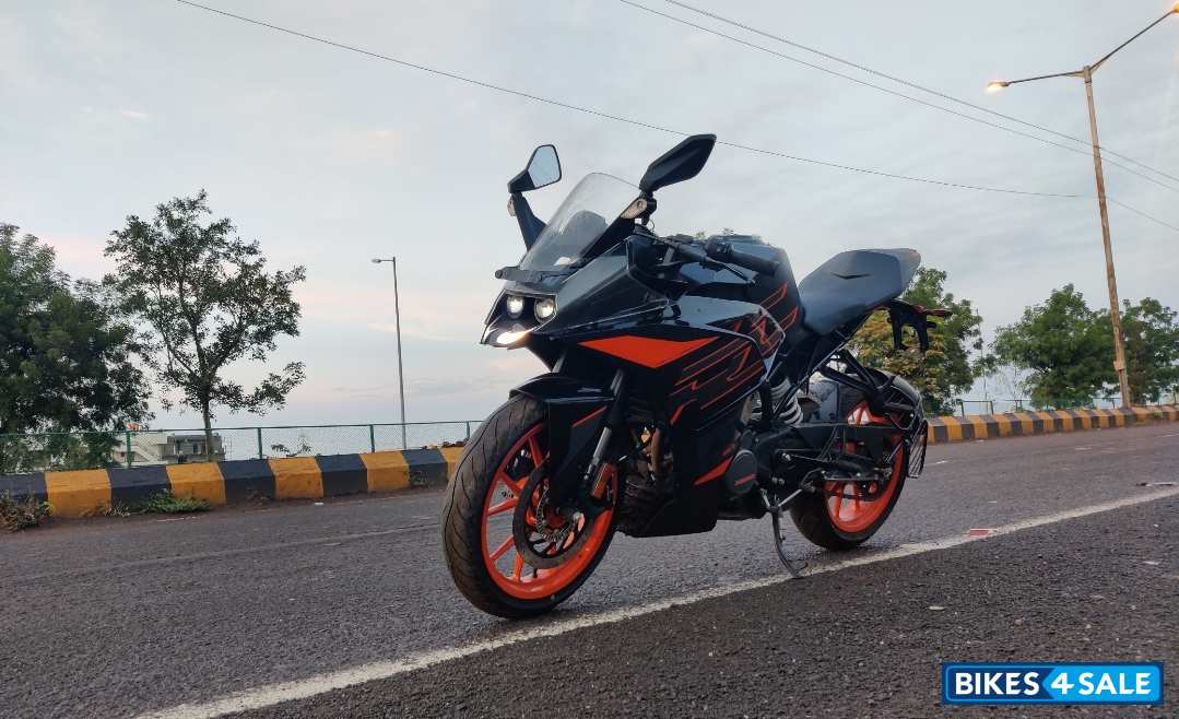 Dark Galvono KTM RC 200