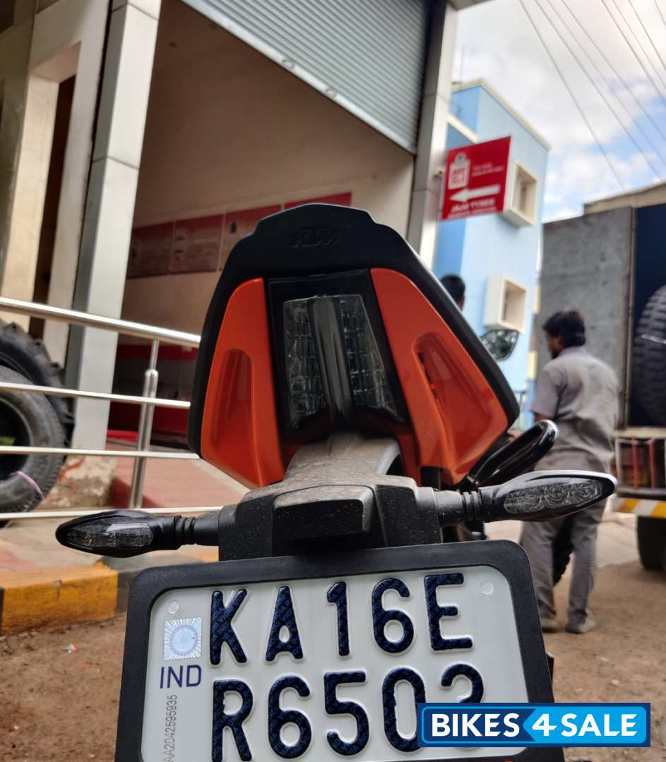 Dark Galvono KTM RC 200