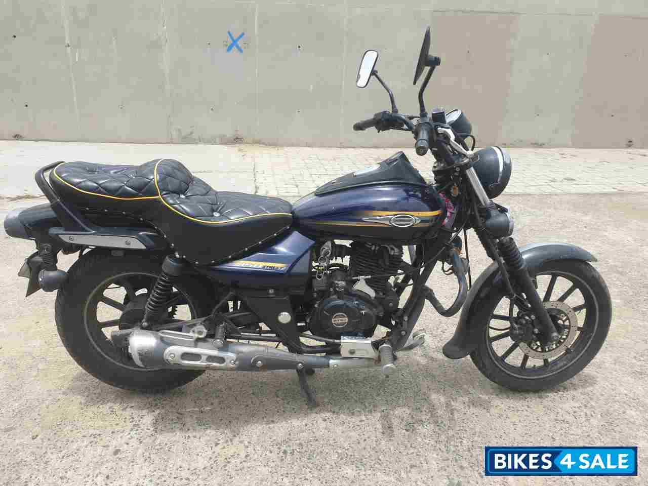 Bajaj Avenger Street 150