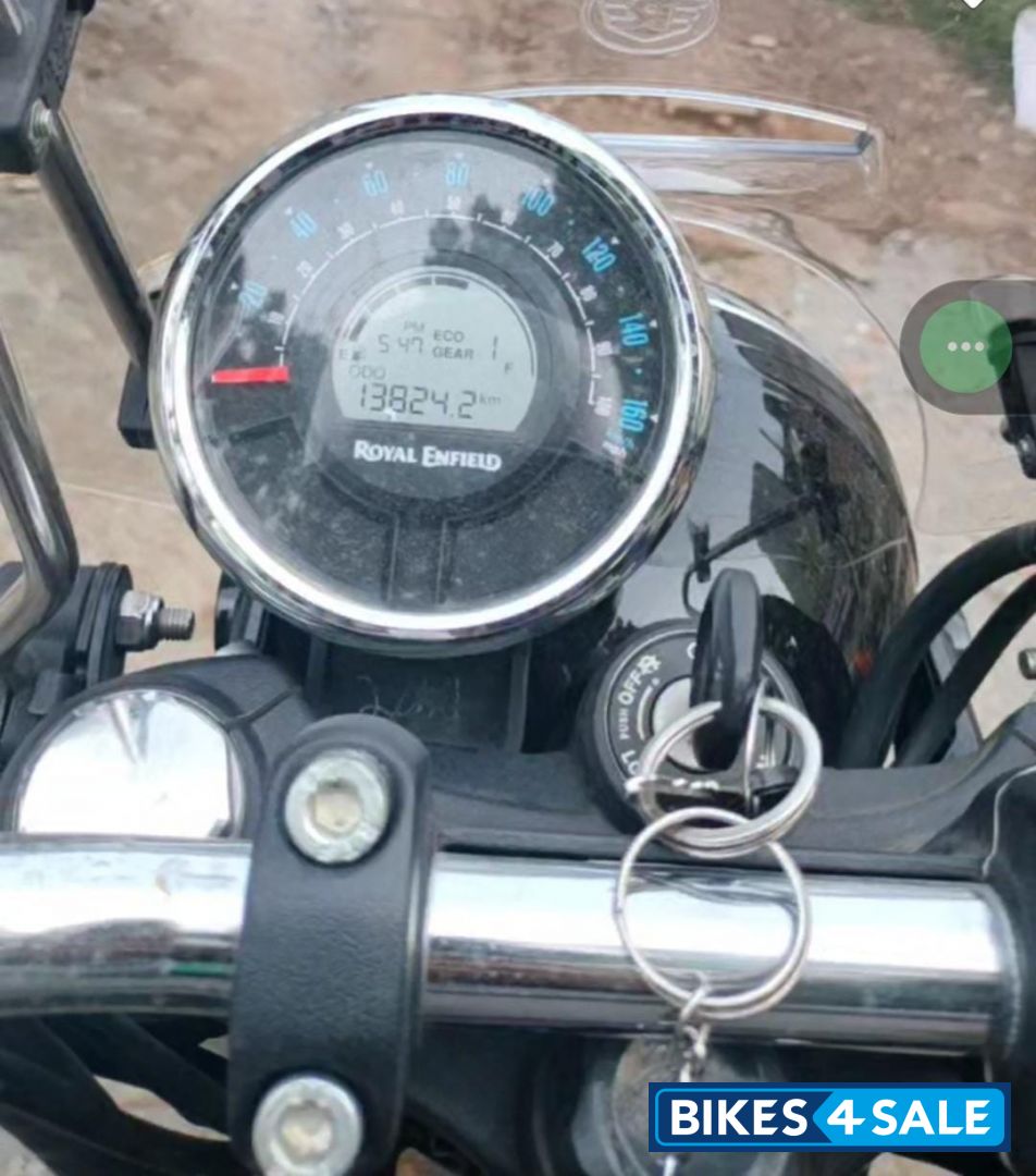 Stellar Black Royal Enfield 2022 Meteor 350