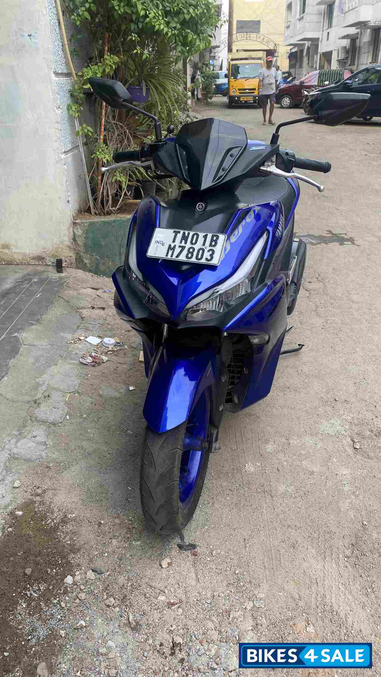 Racing Blue Yamaha Aerox 155