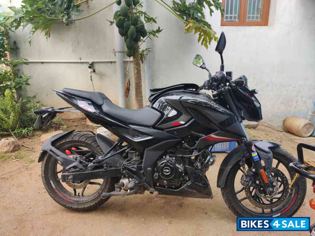 Bajaj Pulsar N160 Dual Channel ABS