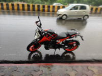 Orange KTM Duke 200