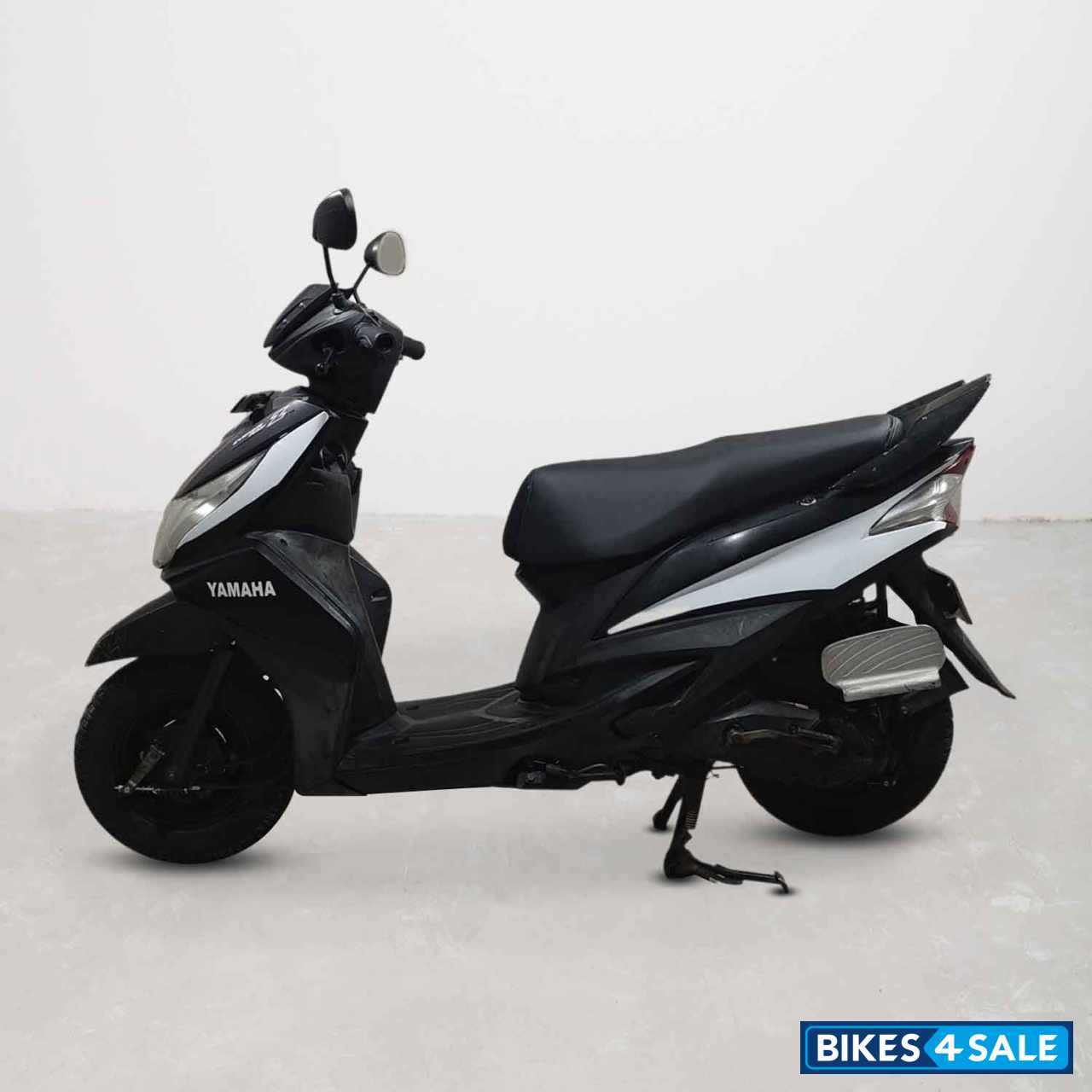 Yamaha Cygnus Ray ZR