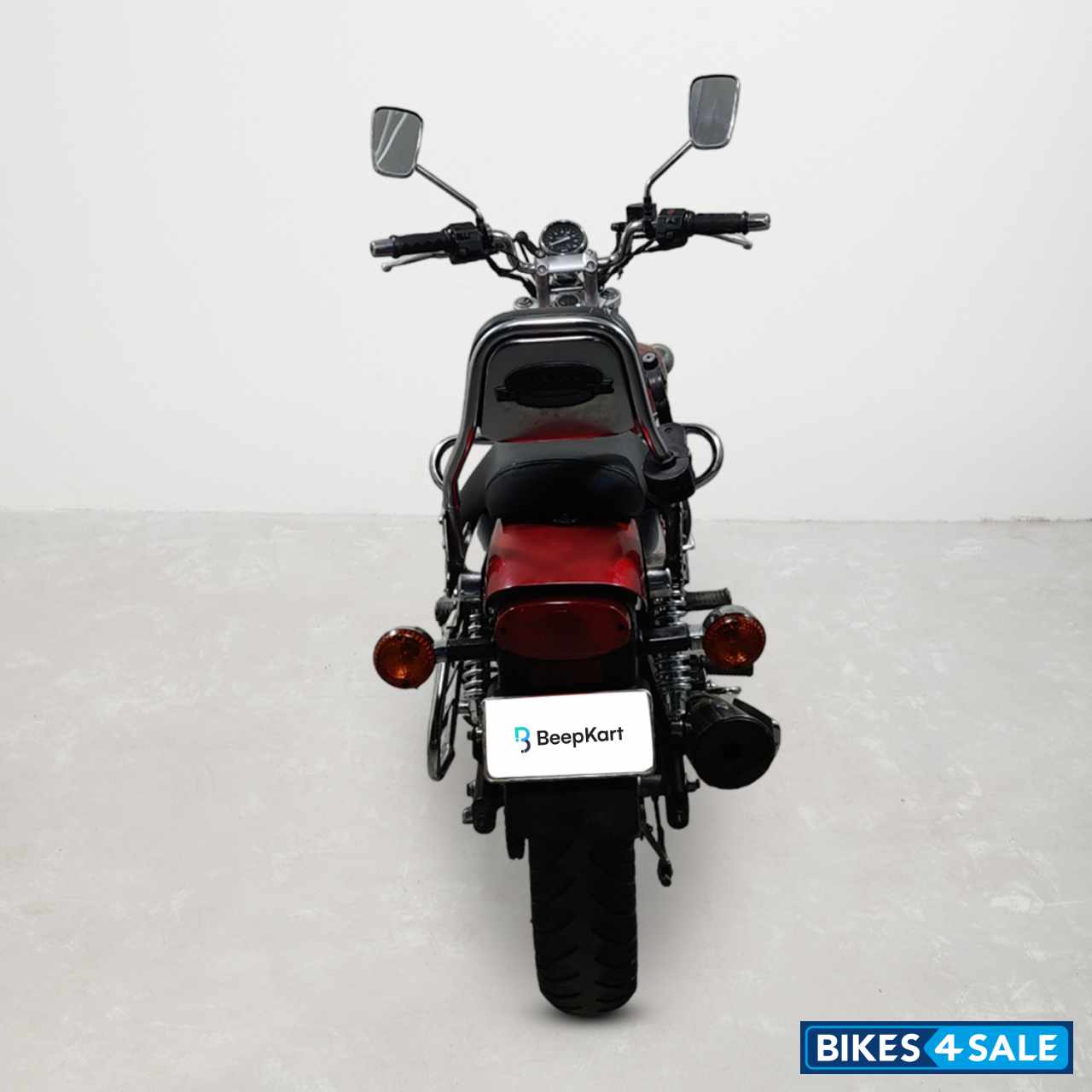 Bajaj Avenger 180 DTS-i